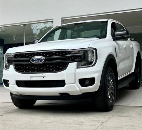 FORD RANGER 2.0 TURBO DIESEL CD BLACK 4X2 AUTOMÁTICO